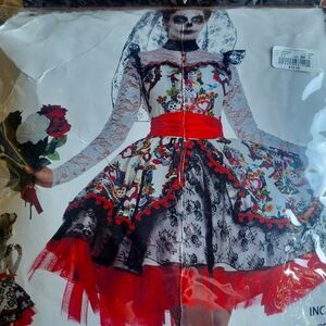 La Novia womens costume 2x never worn